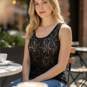 Romeo & Juliet Couture Embellished Lace Top Sleeveless